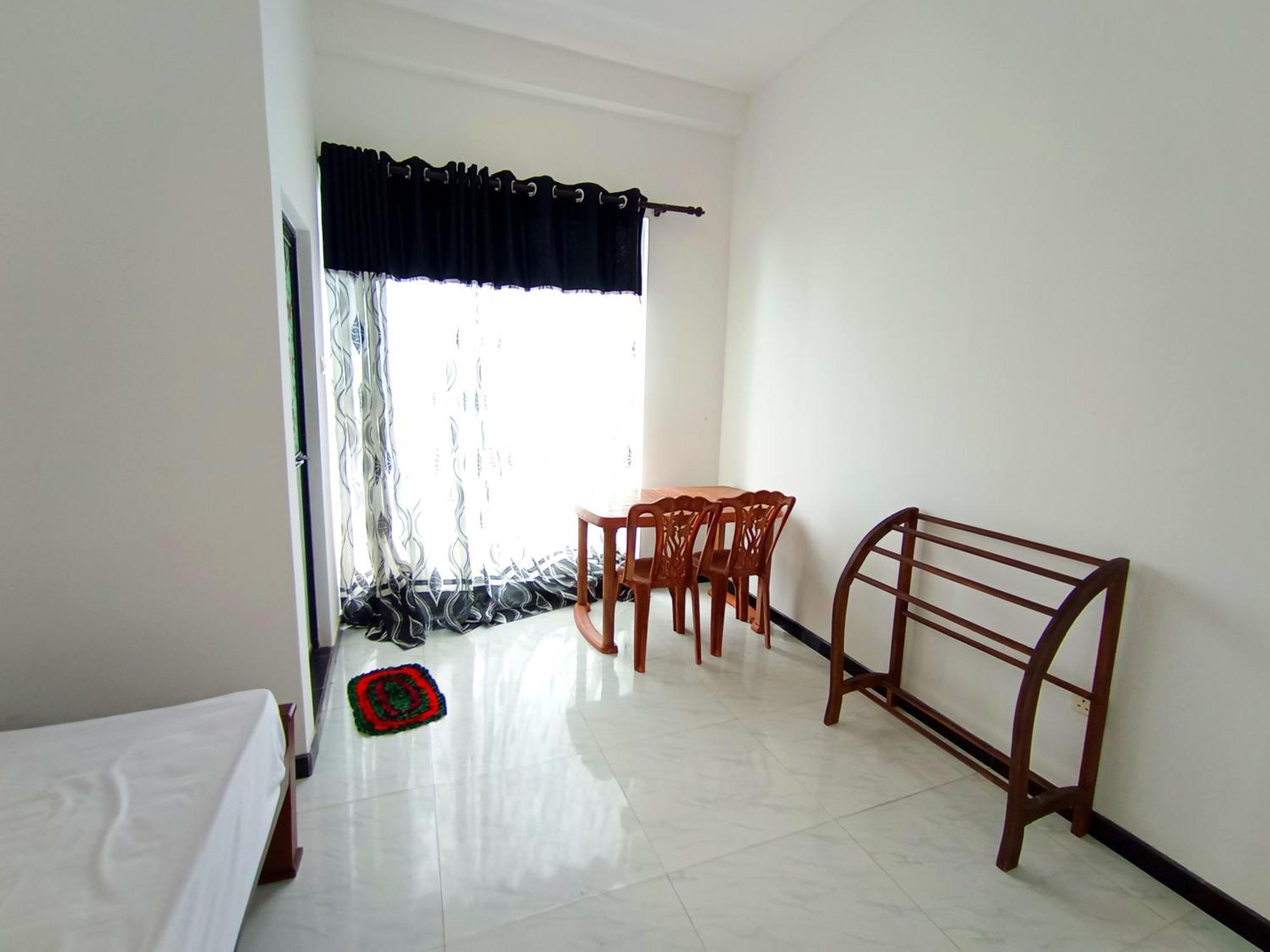 Hotel Blue Waves Ocean Mirissa Esterno foto